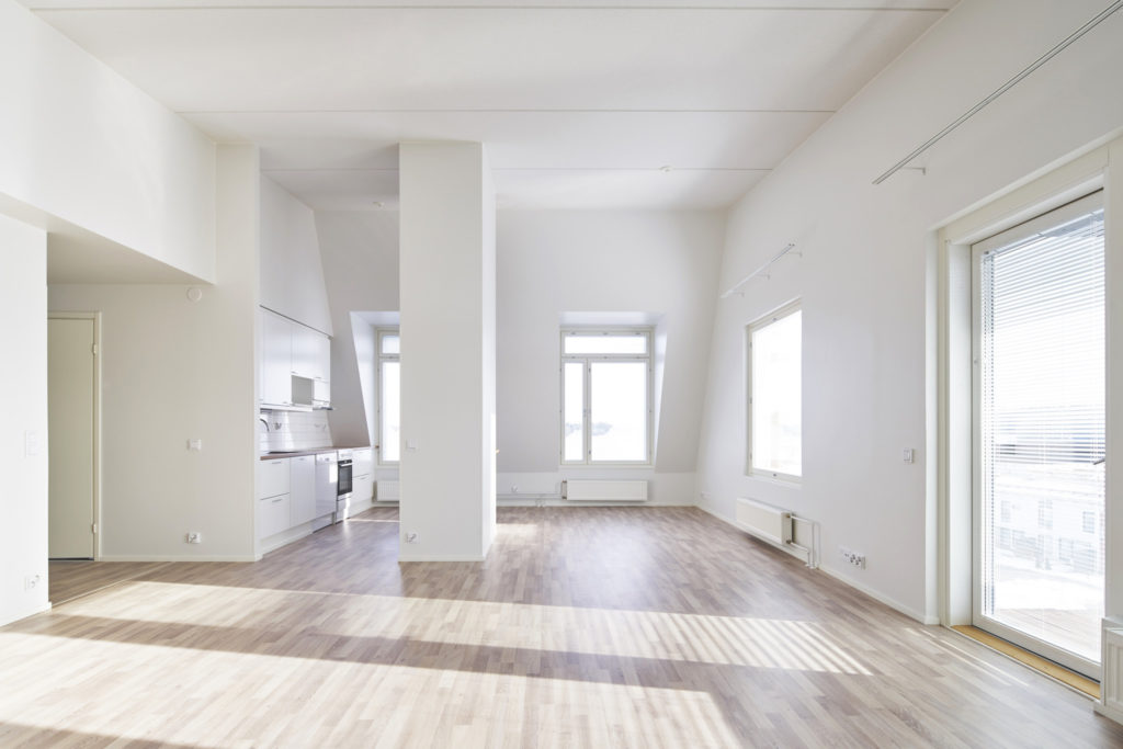 Kartanonmaki_Sundsberg_kerrostalo_ullakkoloft